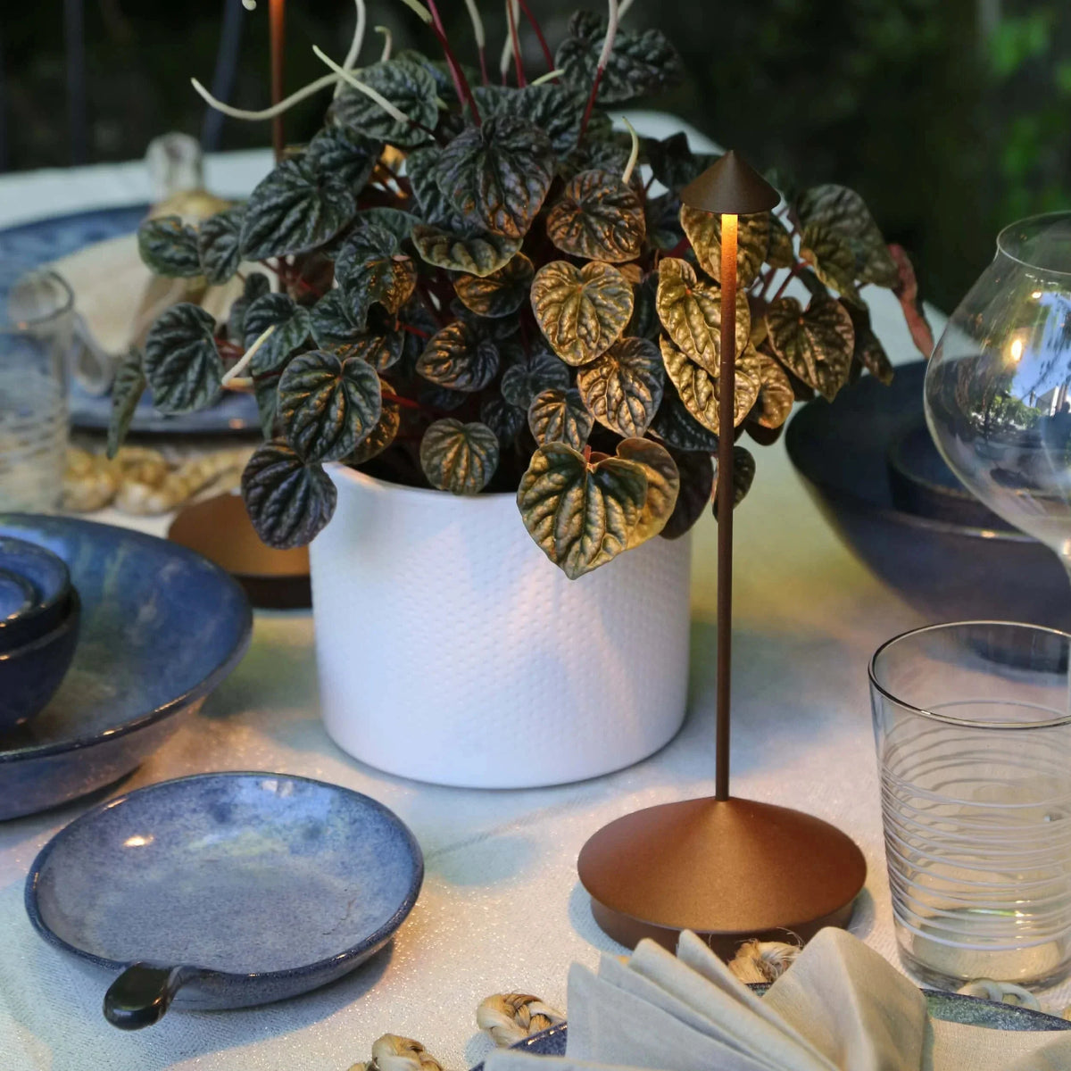 Tischlampe | LED Kabellos, wiederaufladbar, dimmbar, wasserdicht, vielseitig