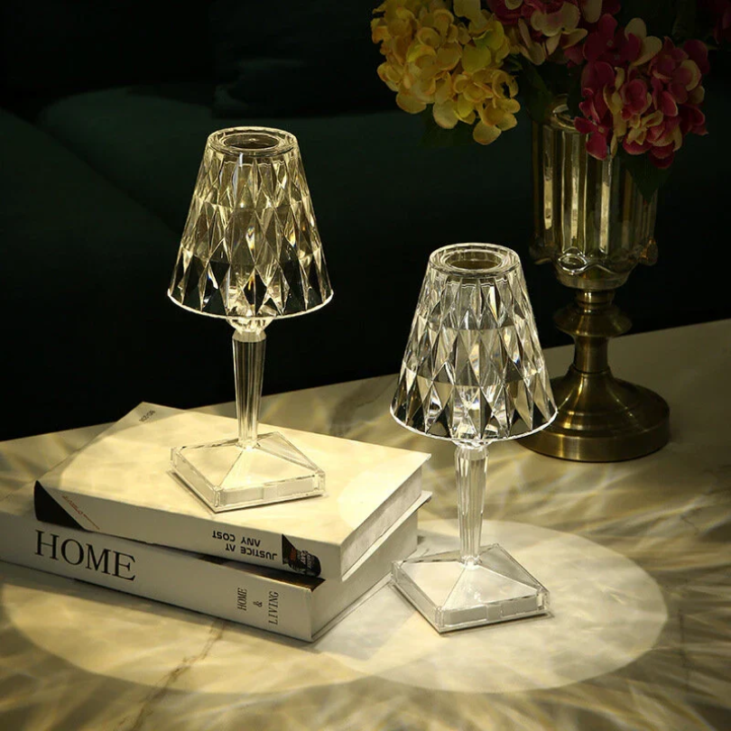 LumiVera – Kristall Tischlampe dekorativ modern warmweiß Licht E27